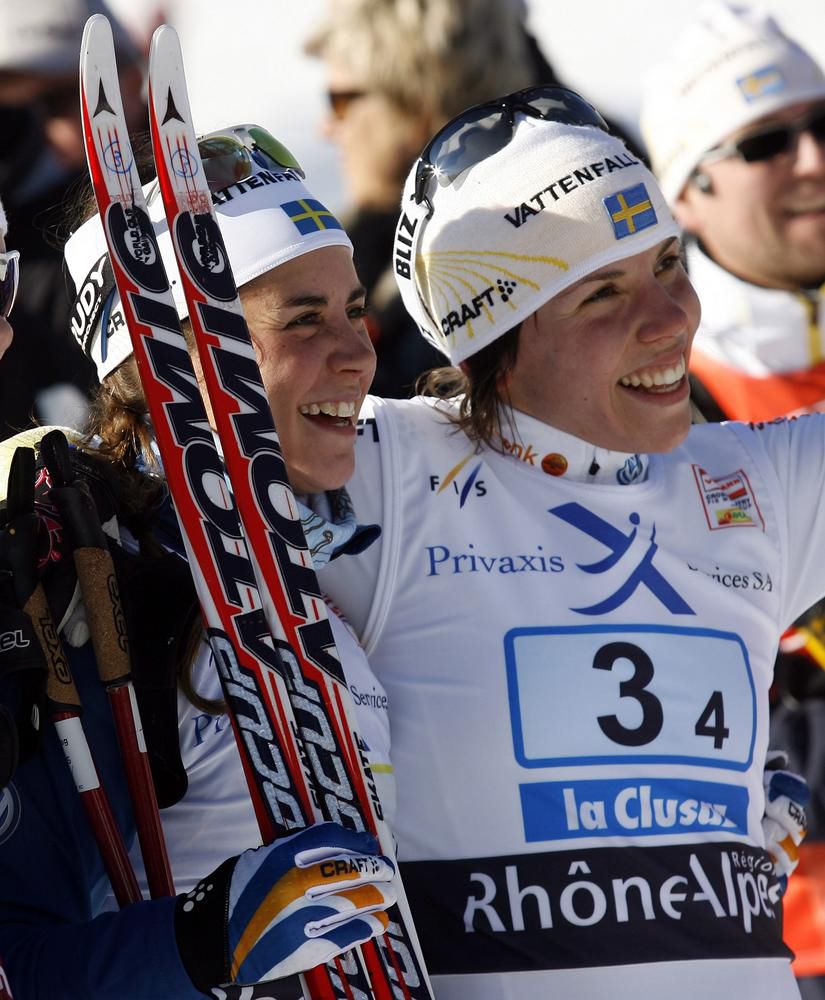 Sweden’s Anna Haag (l) and Charlotte...