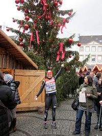 Christmas trees everywhere – oh so festive, even in sweaty spandex! [P] Holly Brooks