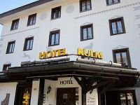 Hotel Kulm, Davos [P] Holly Brooks