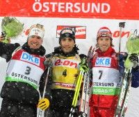 Men’s pursuit podium (l-r): Svendsen 2nd, Martin Fourcade 1st, Jaroslav Soukup 3rd [P] Nordic Focus