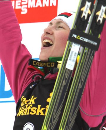 Darya Domracheva (BLR) wins gold [P]...