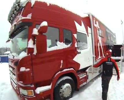 Canadian Wax Bus 2013-12-12 at 10.07.24 PM