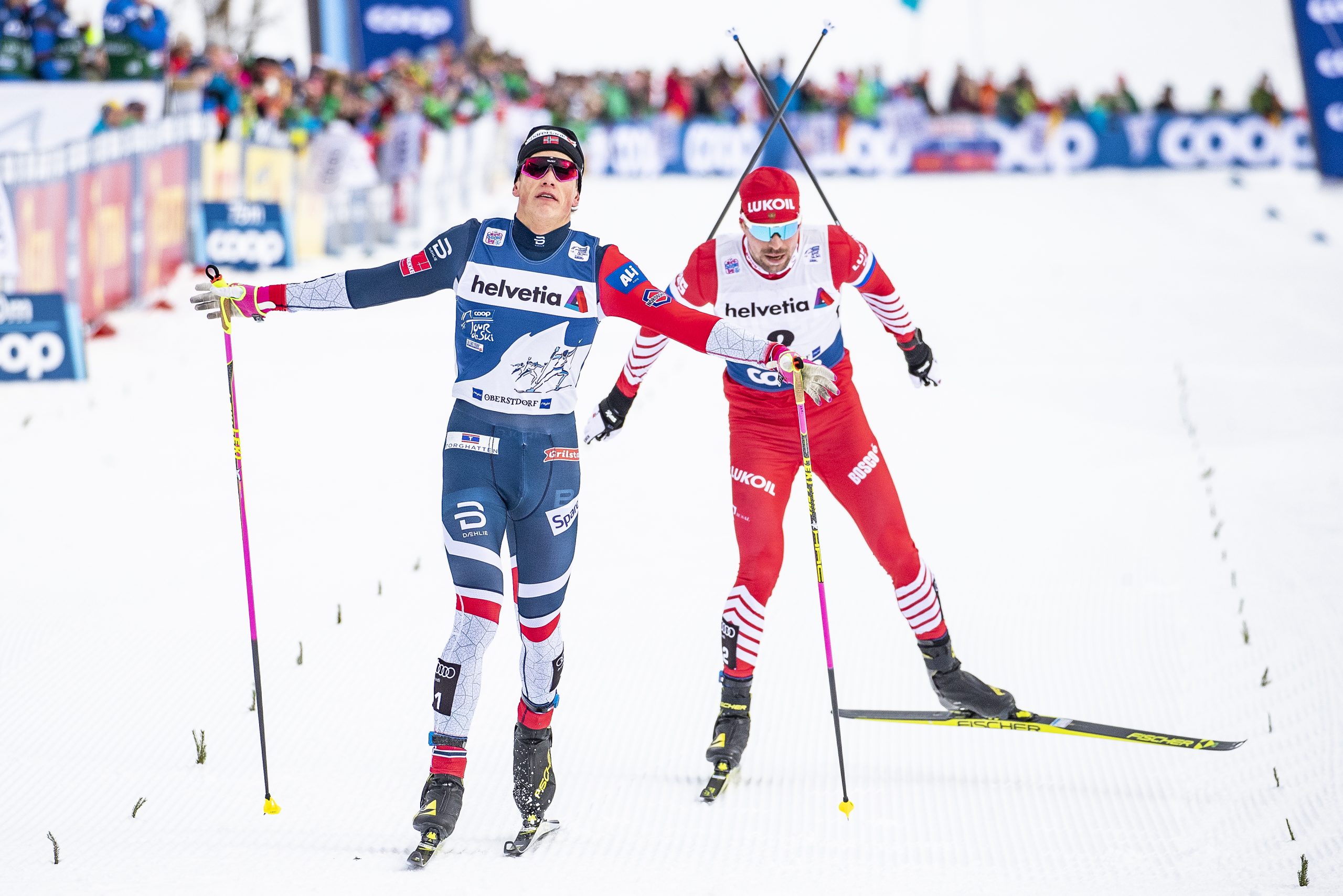 Klaebo takes Ustiugov [P] Nordic Focus